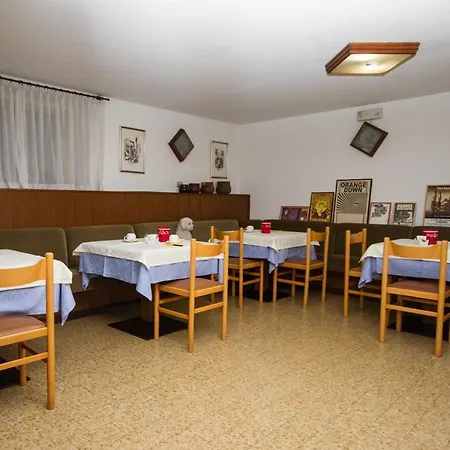 Hotel Orchidea Nago-Torbole
